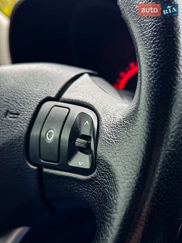 Хетчбек Kia Ceed 2009 в Києві фото 17 Хетчбек Kia Ceed 2009 в Києві