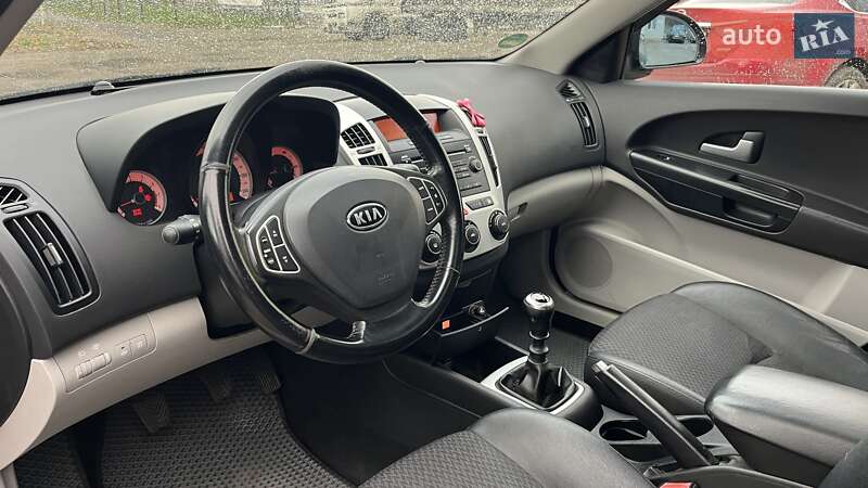 Хетчбек Kia Ceed 2007 в Миколаєві фото 9 Хетчбек Kia Ceed 2007 в Миколаєві