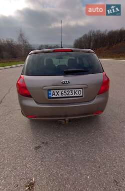 Хэтчбек Kia Ceed 2007 в Харькове