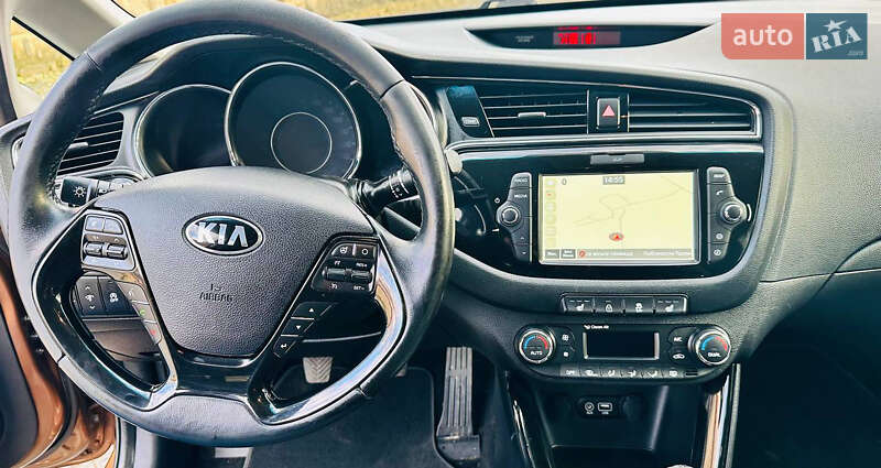 Універсал Kia Ceed 2017 в Чернівцях фото 19 Універсал Kia Ceed 2017 в Чернівцях