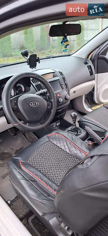 Хетчбек Kia Ceed 2008 в Харкові фото 6 Хетчбек Kia Ceed 2008 в Харкові