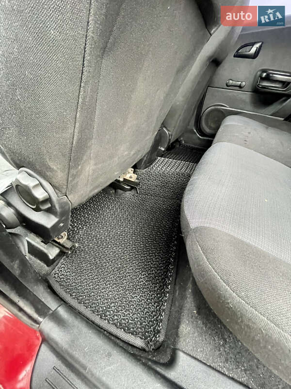 Хэтчбек Kia Ceed 2010 в Мукачево