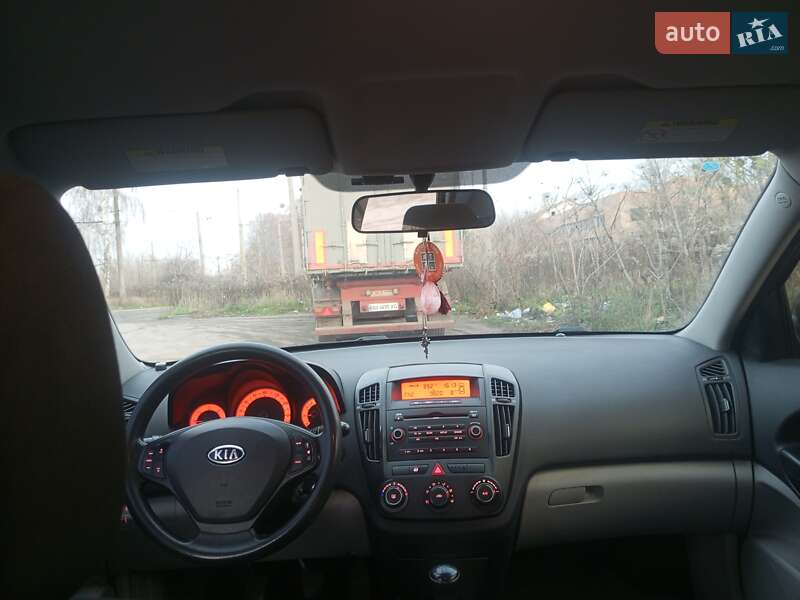 Хетчбек Kia Ceed 2007 в Овручі фото 7 Хетчбек Kia Ceed 2007 в Овручі