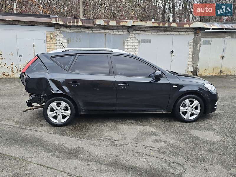 Универсал Kia Ceed 2010 в Киеве фото 7 Универсал Kia Ceed 2010 в Киеве