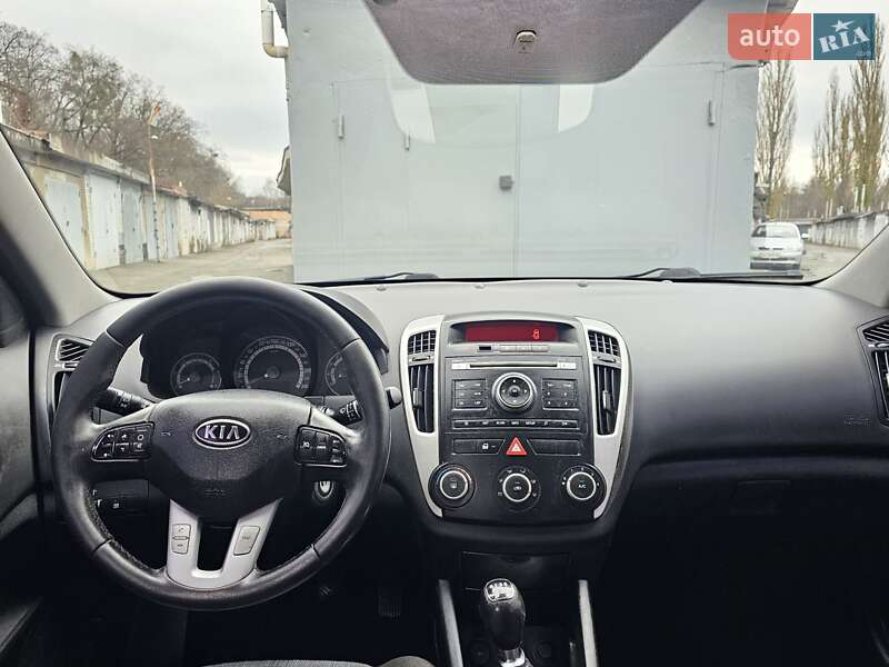 Универсал Kia Ceed 2010 в Киеве фото 16 Универсал Kia Ceed 2010 в Киеве