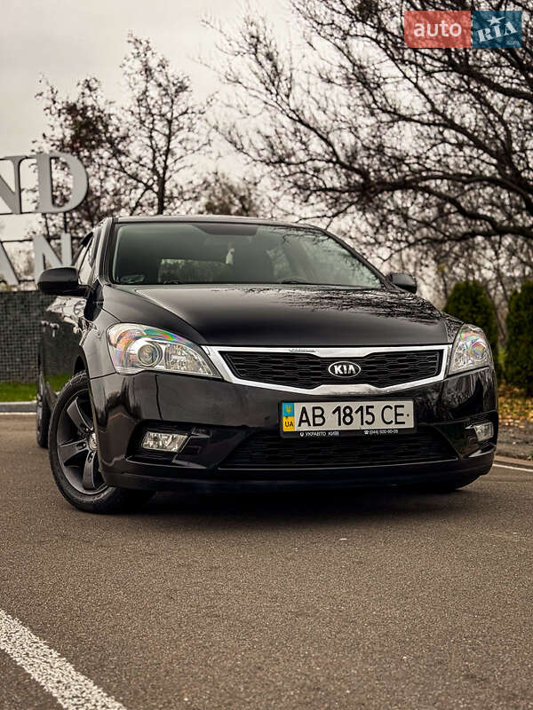 Хетчбек Kia Ceed 2009 в Києві фото Хетчбек Kia Ceed 2009 в Києві