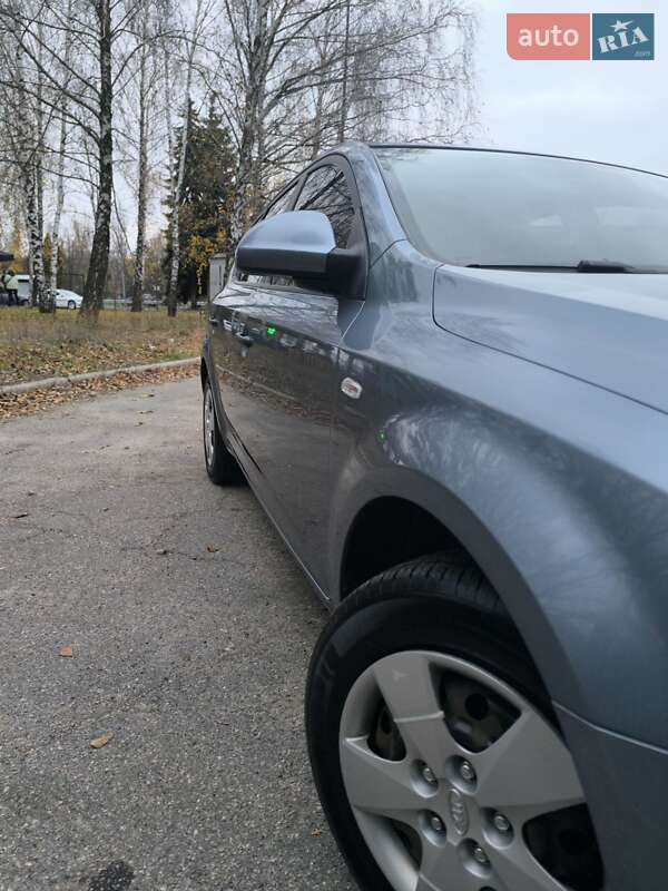 Хэтчбек Kia Ceed 2007 в Черкассах фото 3 Хэтчбек Kia Ceed 2007 в Черкассах