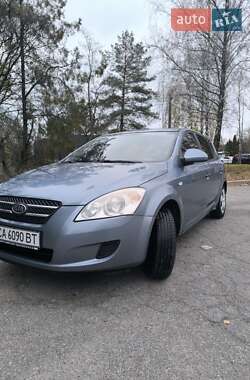 Хетчбек Kia Ceed 2007 в Черкасах