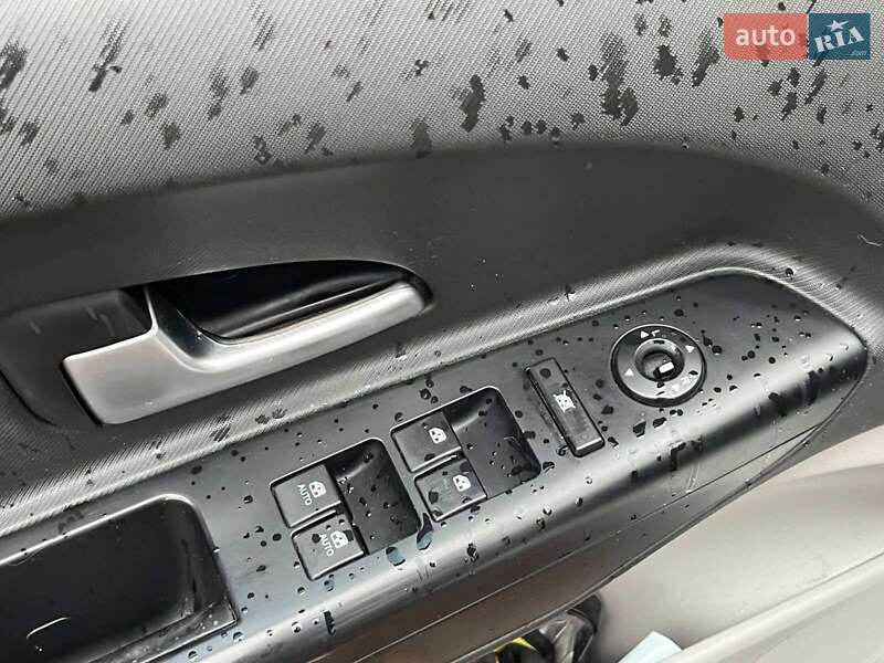 Хэтчбек Kia Ceed 2007 в Киеве