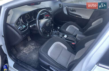Хэтчбек Kia Ceed 2013 в Харькове