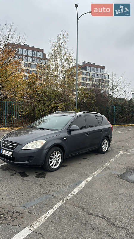 Универсал Kia Ceed 2008 в Ужгороде