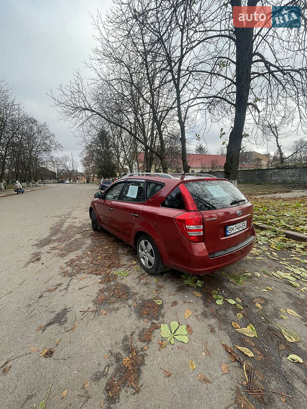 Универсал Kia Ceed 2009 в Ромнах