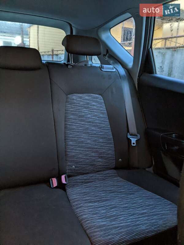 Универсал Kia Ceed 2009 в Бурштыне