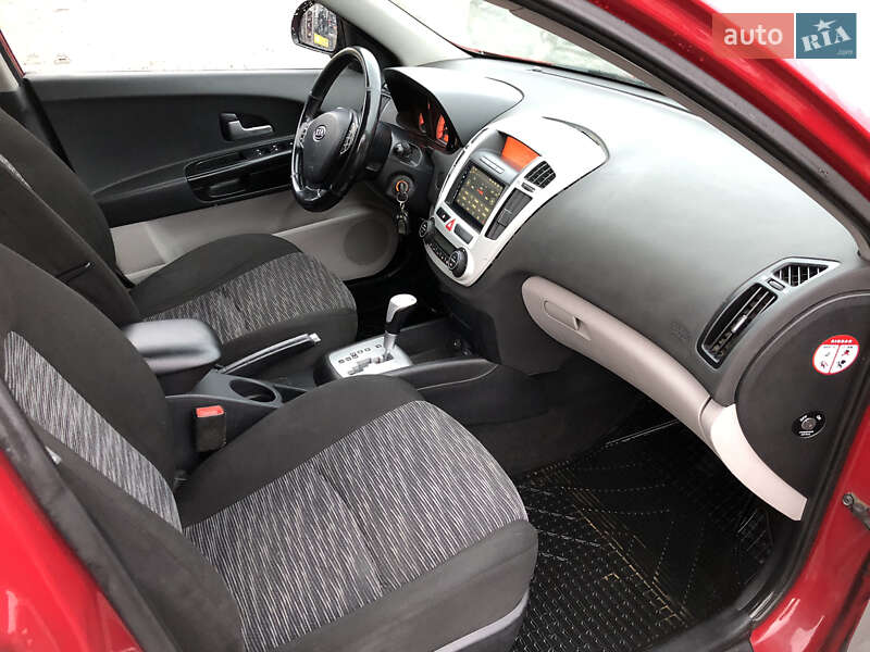 Универсал Kia Ceed 2008 в Николаеве