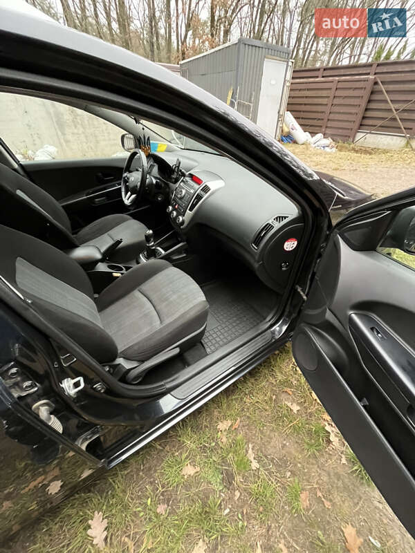 Универсал Kia Ceed 2010 в Киеве фото 17 Универсал Kia Ceed 2010 в Киеве