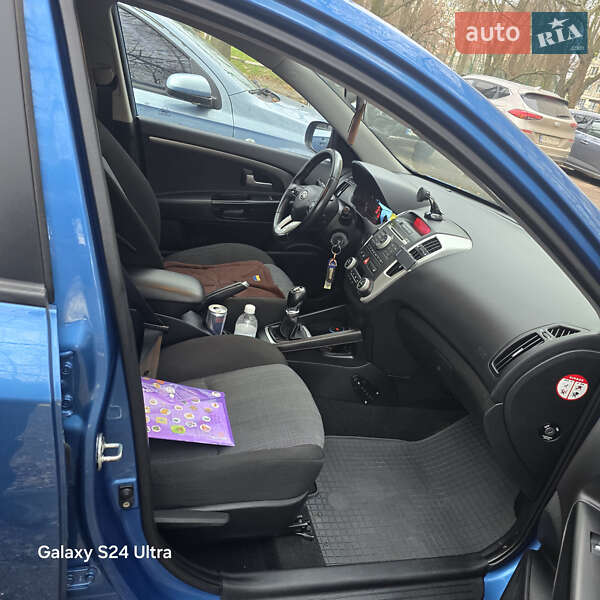 Универсал Kia Ceed 2009 в Киеве