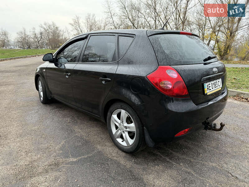 Хэтчбек Kia Ceed 2008 в Днепре фото 4 Хэтчбек Kia Ceed 2008 в Днепре