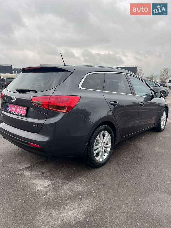 Универсал Kia Ceed 2014 в Ровно
