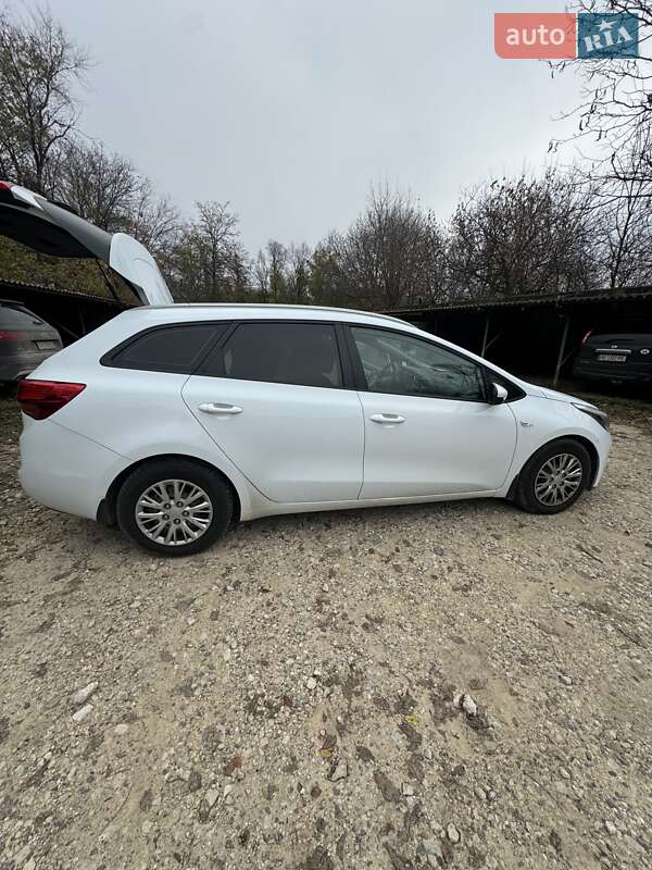 Универсал Kia Ceed 2013 в Киеве