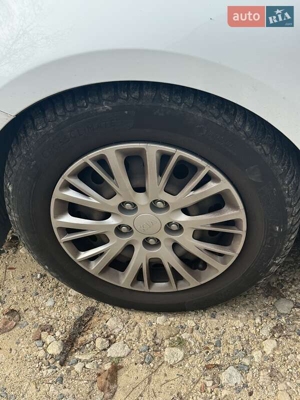 Универсал Kia Ceed 2013 в Киеве