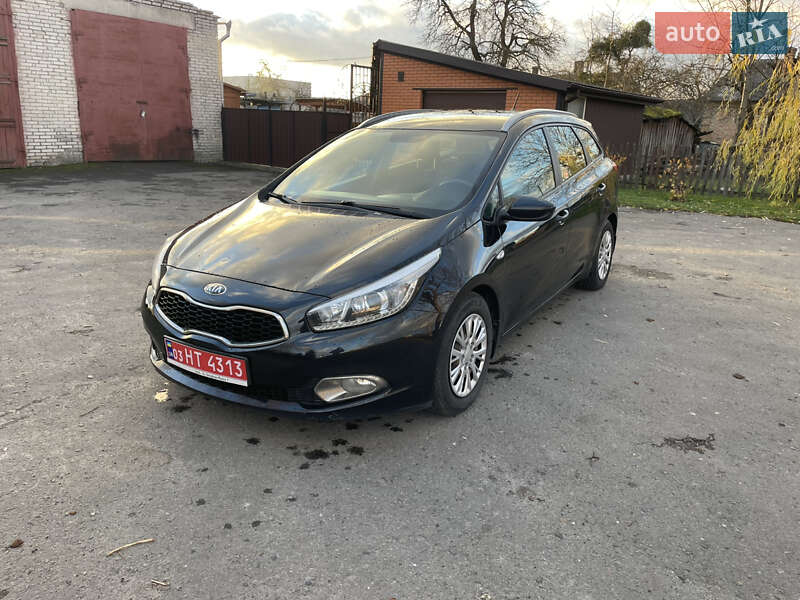 Универсал Kia Ceed 2013 в Луцке