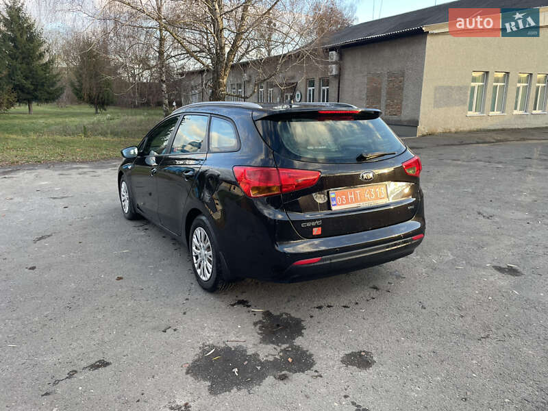 Универсал Kia Ceed 2013 в Луцке