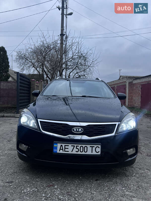 Универсал Kia Ceed 2009 в Днепре
