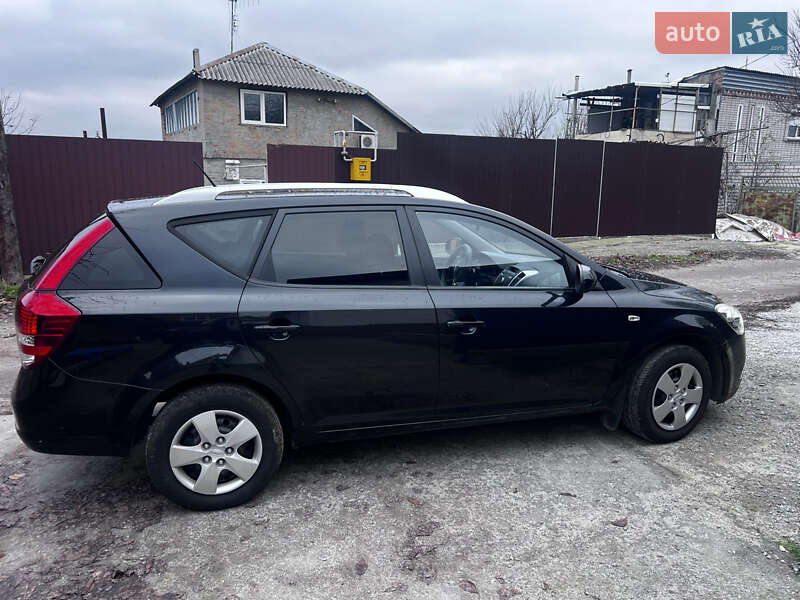 Универсал Kia Ceed 2009 в Днепре