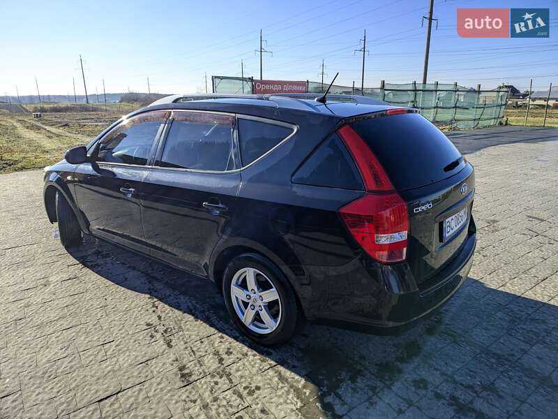 Універсал Kia Ceed 2010 в Львові фото 3 Універсал Kia Ceed 2010 в Львові