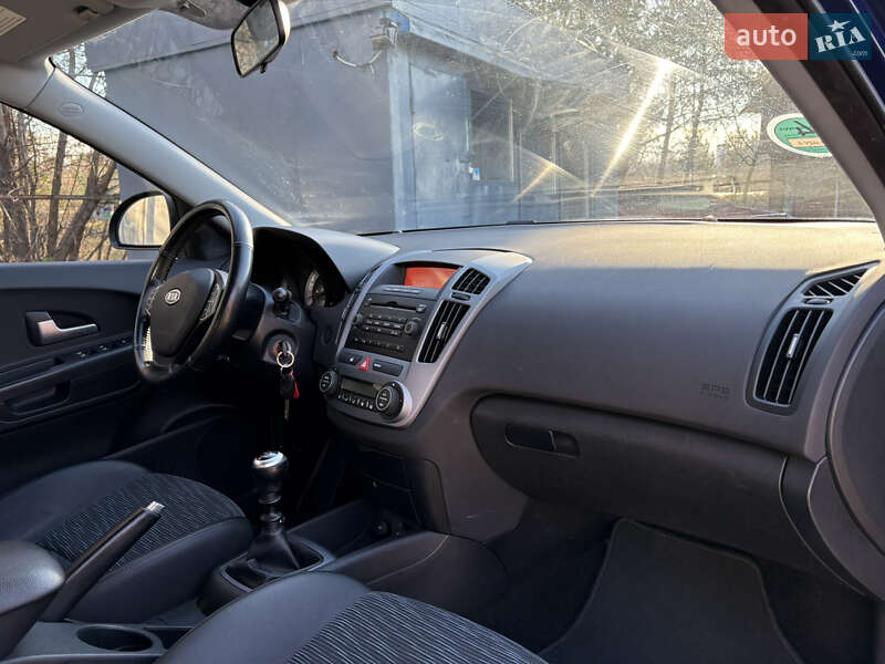 Универсал Kia Ceed 2008 в Белой Церкви фото 55 Универсал Kia Ceed 2008 в Белой Церкви