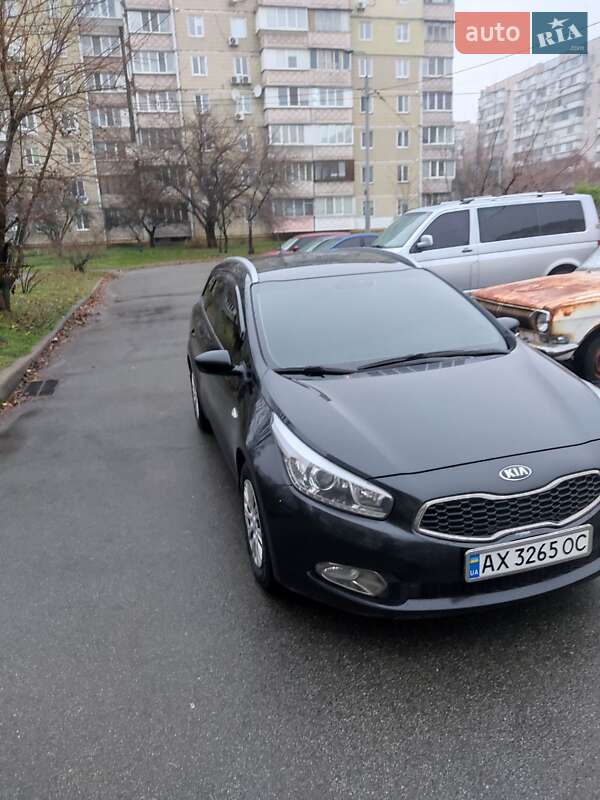 Универсал Kia Ceed 2014 в Киеве фото 2 Универсал Kia Ceed 2014 в Киеве