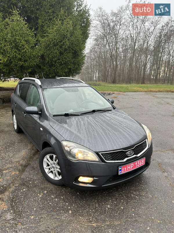 Универсал Kia Ceed 2012 в Золотоноше