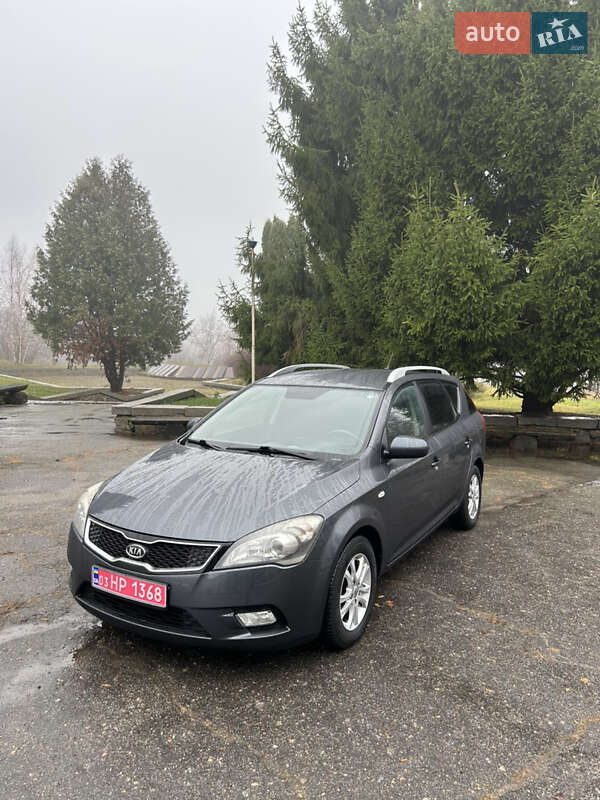 Универсал Kia Ceed 2012 в Золотоноше