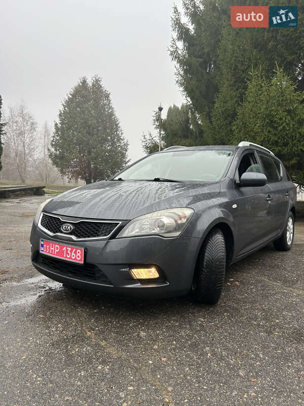 Универсал Kia Ceed 2012 в Золотоноше