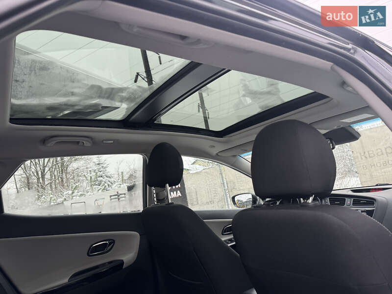 Хэтчбек Kia Ceed 2012 в Львове