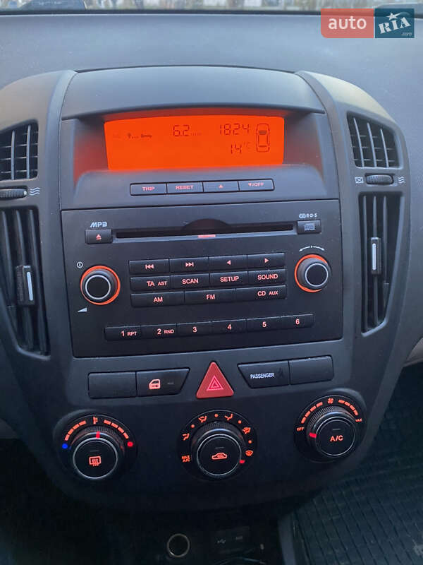 Хэтчбек Kia Ceed 2007 в Хмельницком фото 5 Хэтчбек Kia Ceed 2007 в Хмельницком