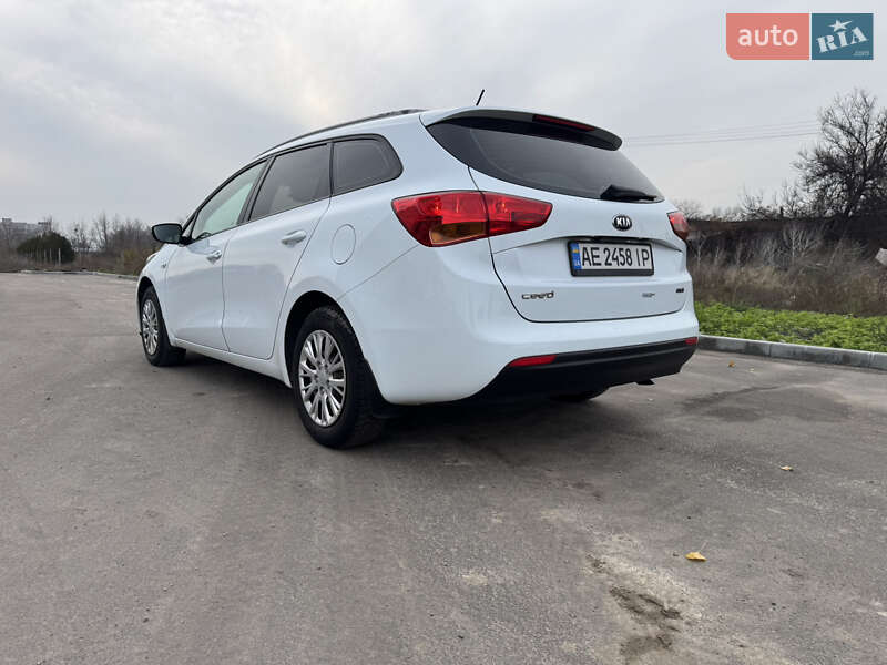 Универсал Kia Ceed 2013 в Днепре