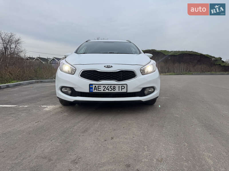 Универсал Kia Ceed 2013 в Днепре