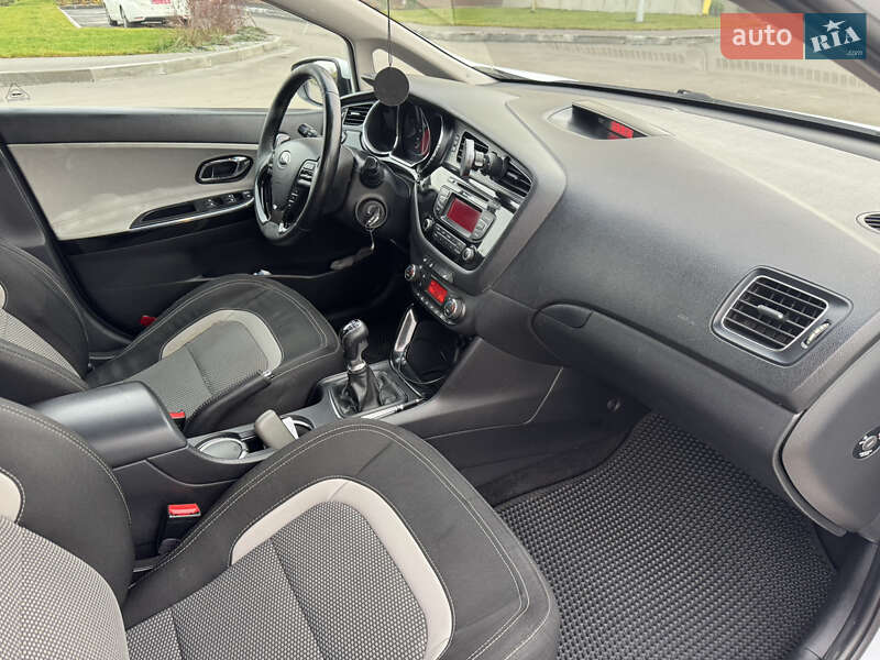 Универсал Kia Ceed 2013 в Днепре