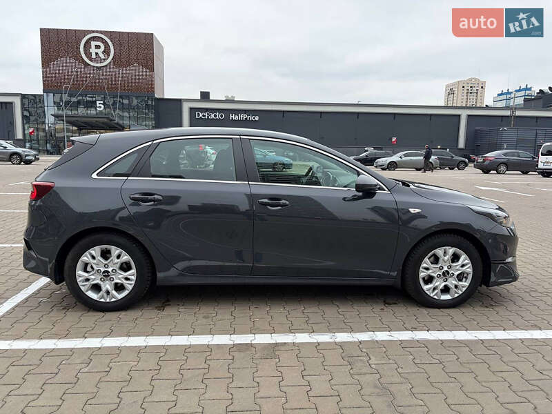 Хетчбек Kia Ceed 2022 в Києві