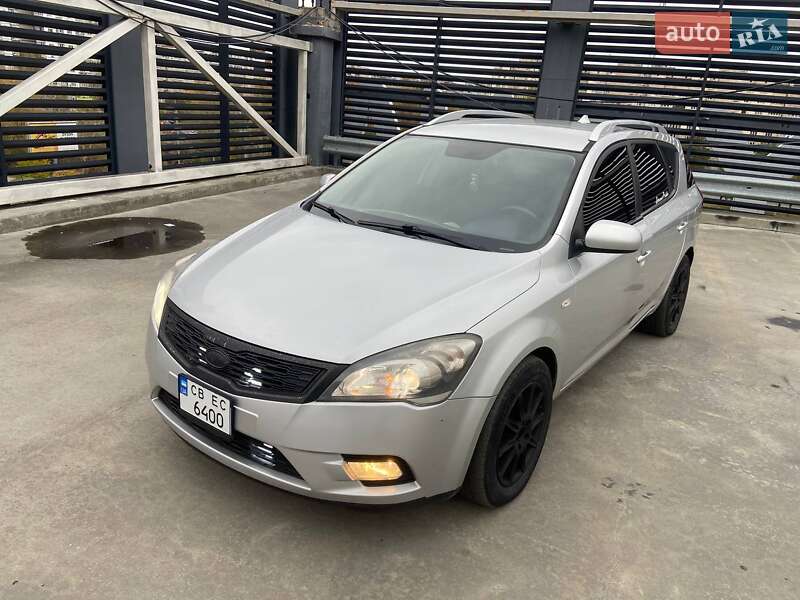 Универсал Kia Ceed 2010 в Киеве