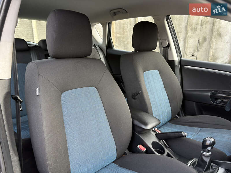 Хэтчбек Kia Ceed 2010 в Белой Церкви