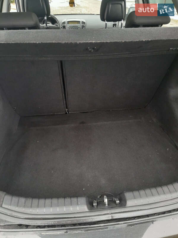 Хэтчбек Kia Ceed 2008 в Ивано-Франковске