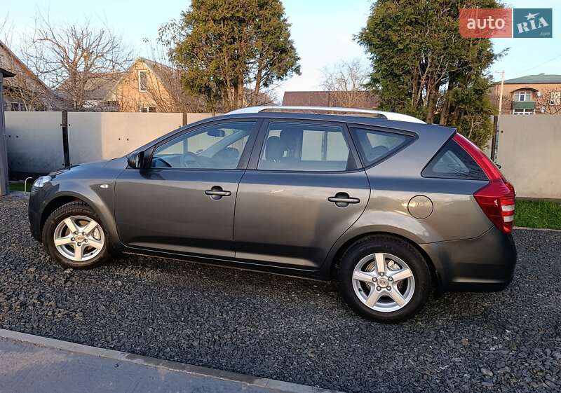 Універсал Kia Ceed 2011 в Луцьку