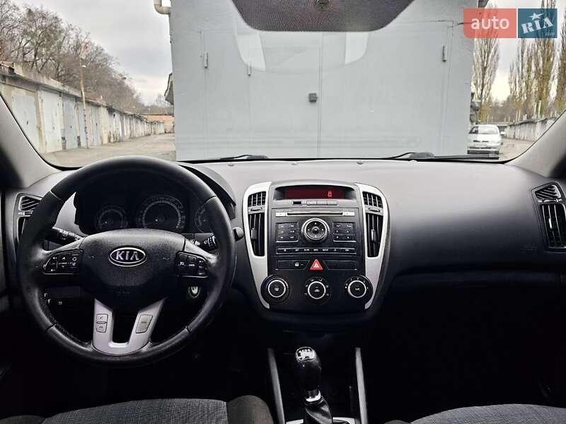 Універсал Kia Ceed 2010 в Києві фото 12 Універсал Kia Ceed 2010 в Києві