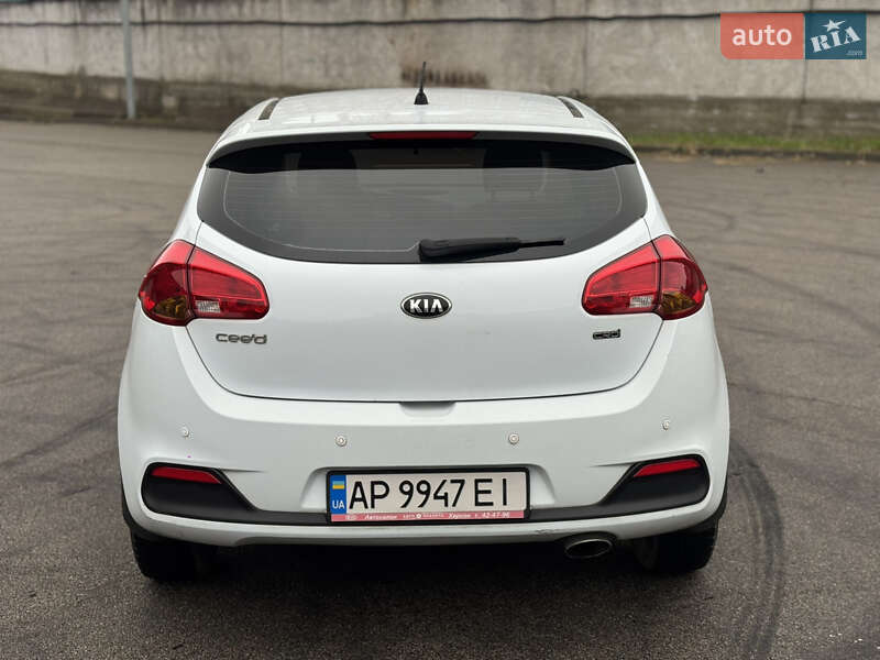 Хетчбек Kia Ceed 2015 в Києві