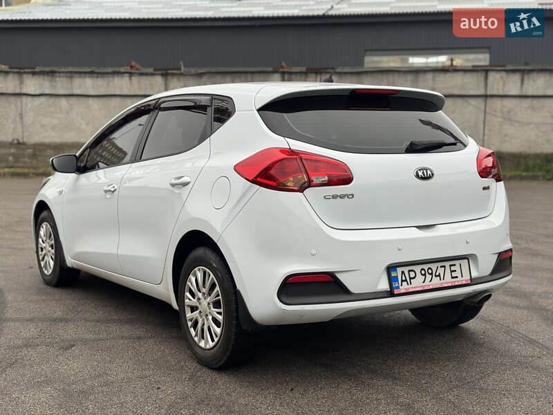 Хетчбек Kia Ceed 2015 в Києві