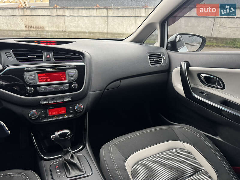 Хетчбек Kia Ceed 2015 в Києві