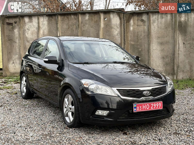 Хэтчбек Kia Ceed 2011 в Белой Церкви