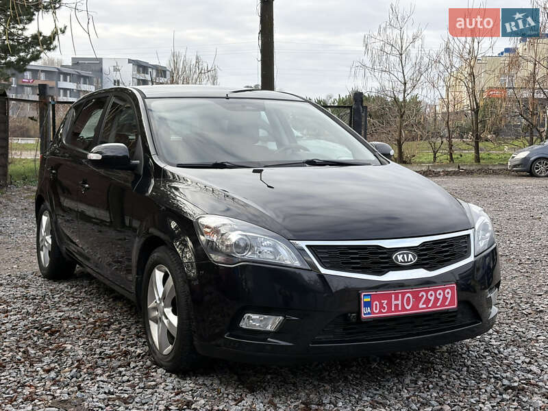 Хэтчбек Kia Ceed 2011 в Белой Церкви